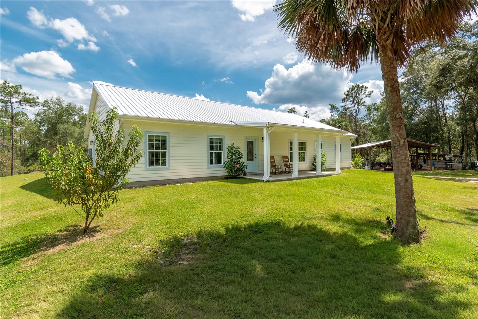 Single Family Residence em FORT MC COY, FL - Daniel Dourado