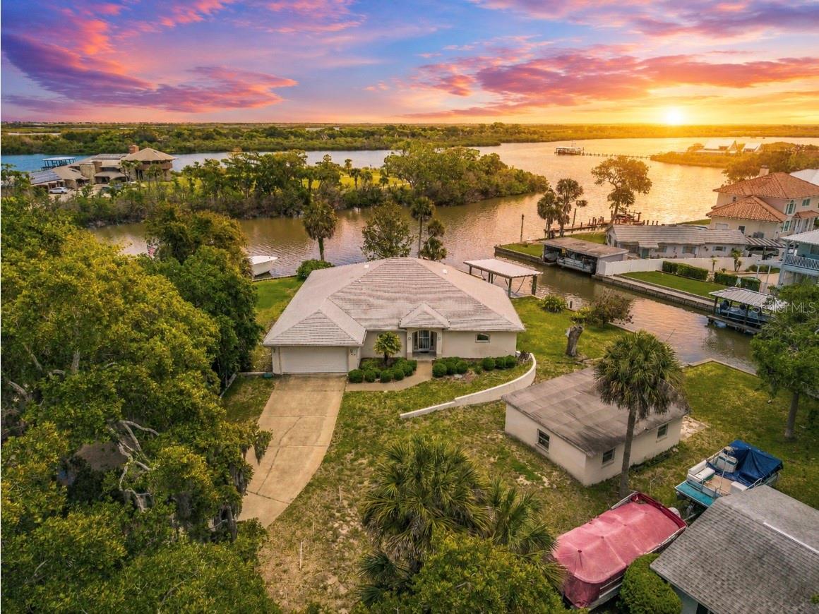 Single Family Residence em EDGEWATER, FL - Daniel Dourado