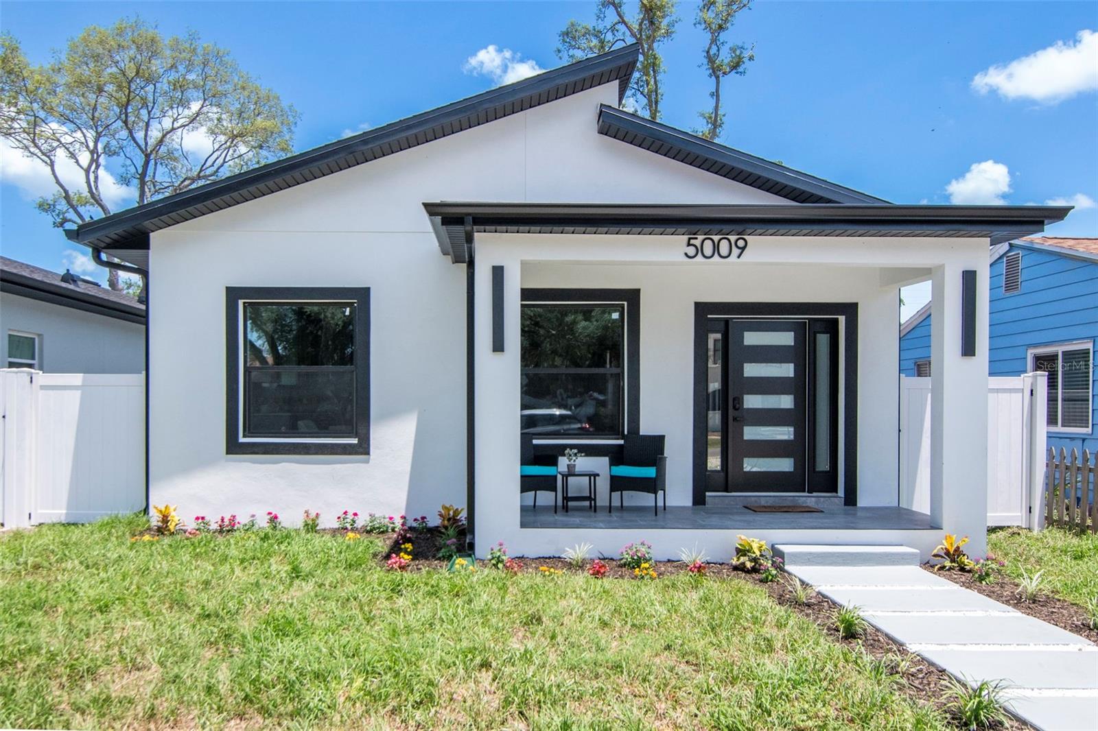 Single Family Residence em GULFPORT, FL - Daniel Dourado