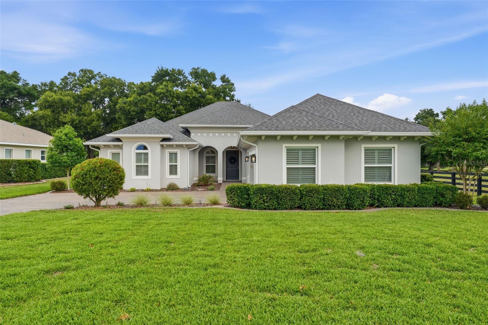 Single Family Residence em LADY LAKE, FL - Daniel Dourado