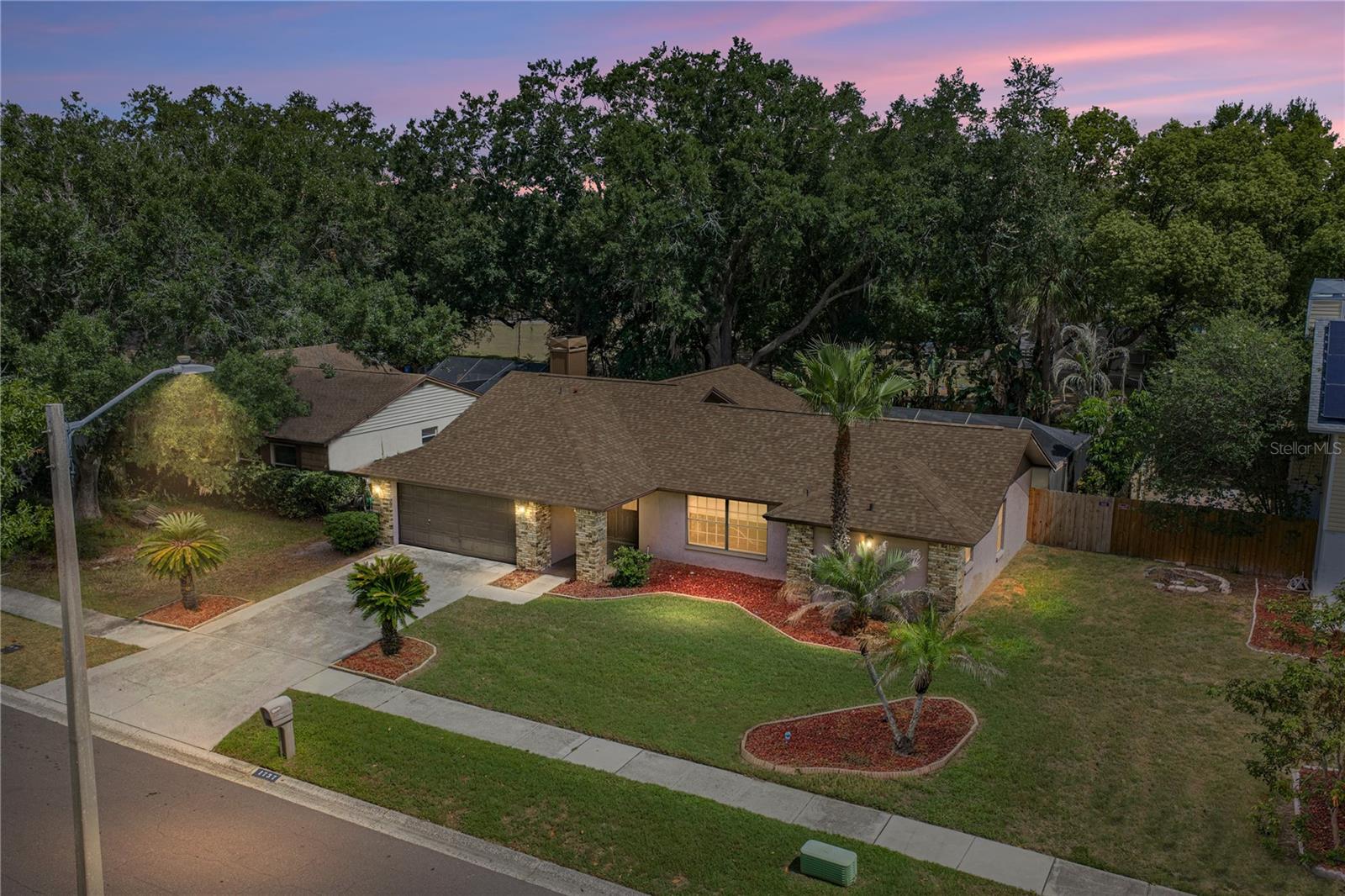 Single Family Residence em VALRICO, FL - Daniel Dourado