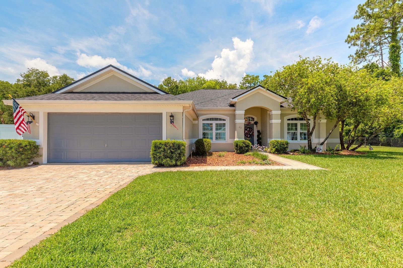 Single Family Residence em PALM COAST, FL - Daniel Dourado