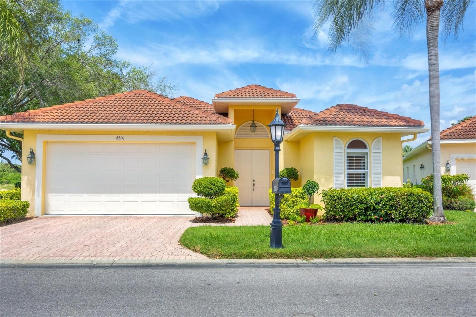 Villa in SARASOTA, FL - Daniel Dourado