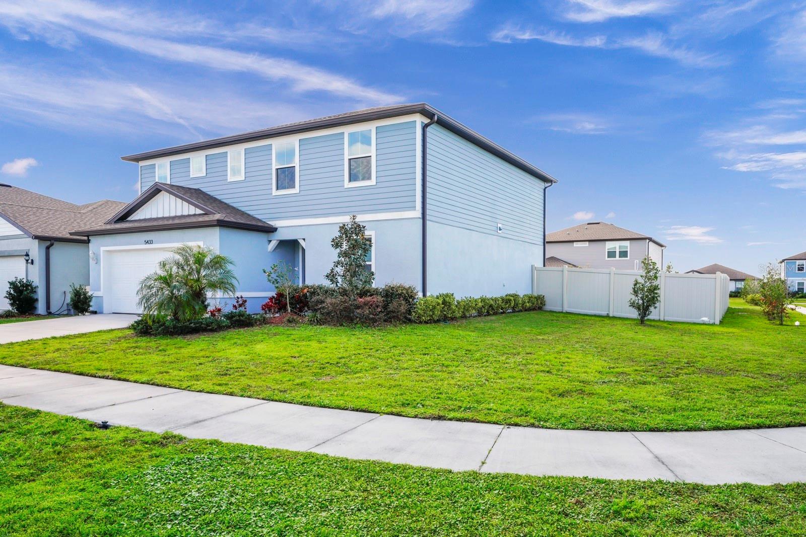 Single Family Residence in LAKELAND, FL - Daniel Dourado