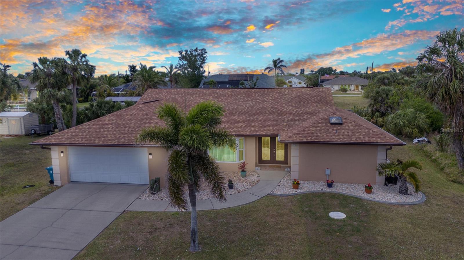 Single Family Residence in PORT CHARLOTTE, FL - Daniel Dourado