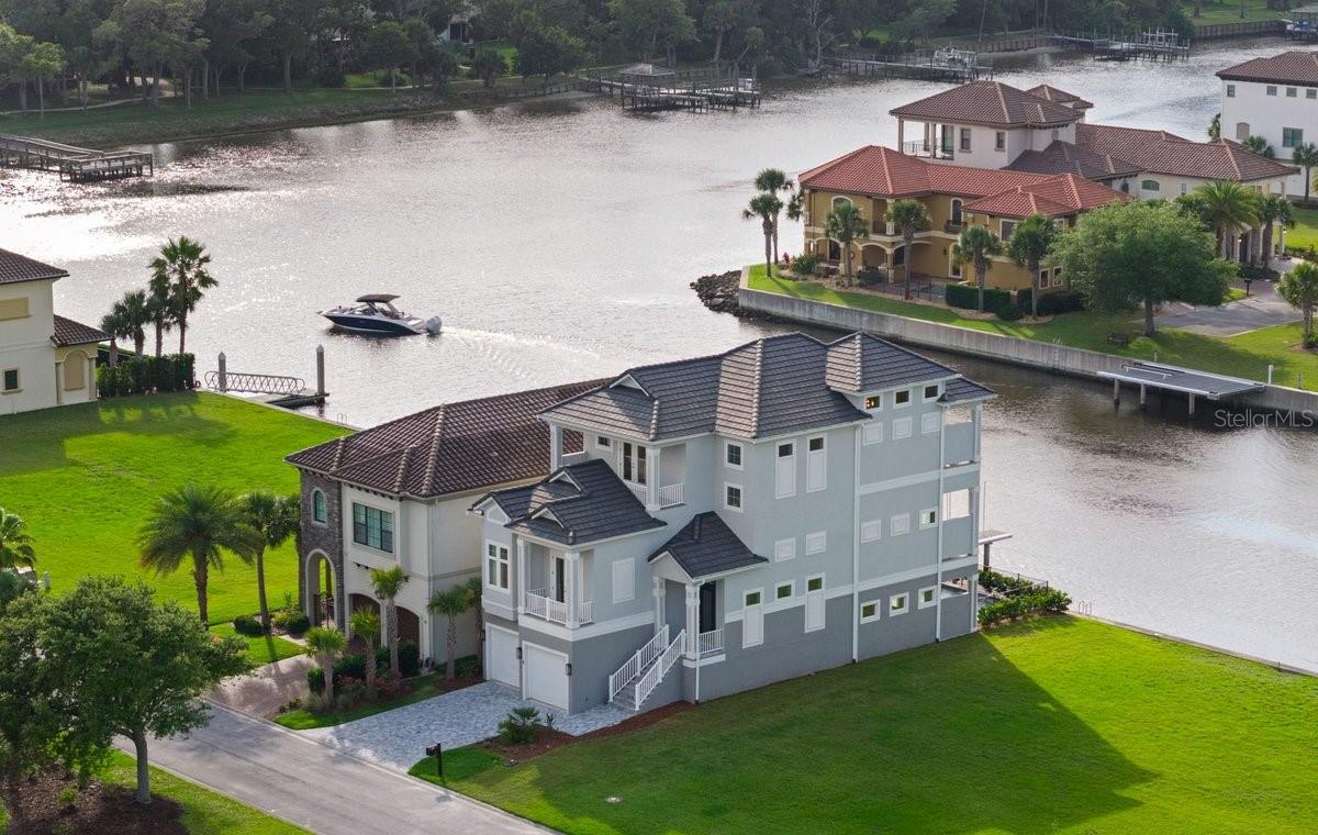 Single Family Residence em PALM COAST, FL - Daniel Dourado