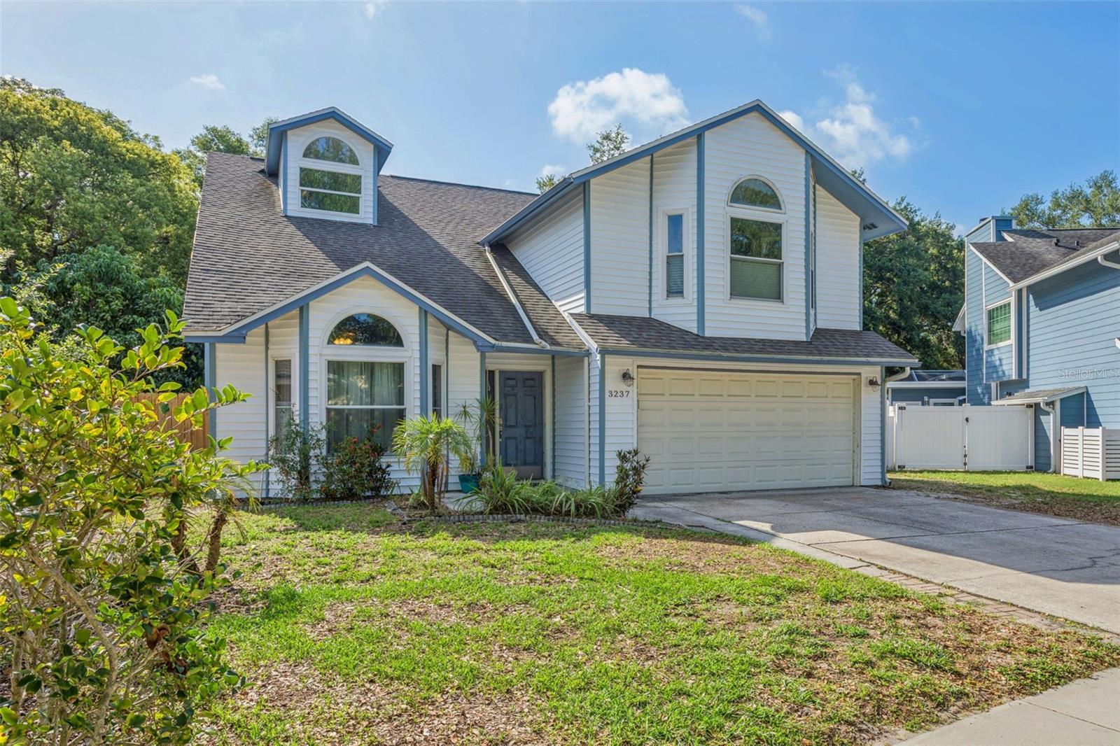 Single Family Residence em PALM HARBOR, FL - Daniel Dourado