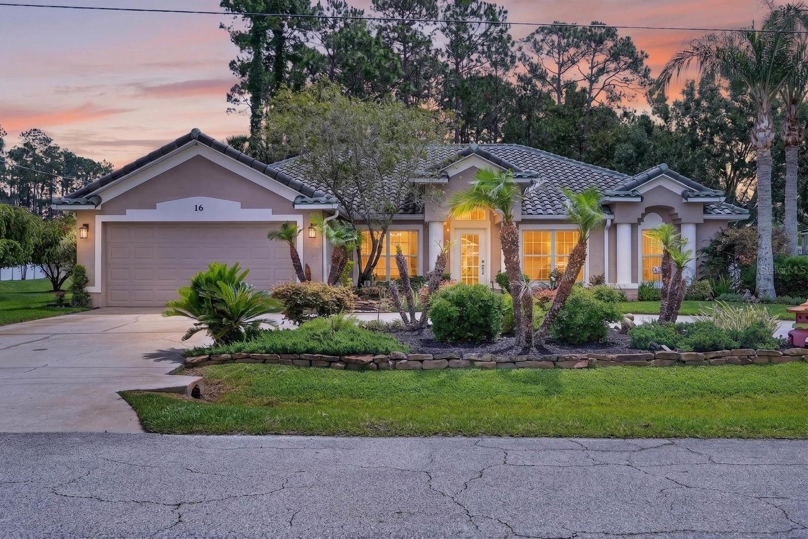 Single Family Residence em PALM COAST, FL - Daniel Dourado