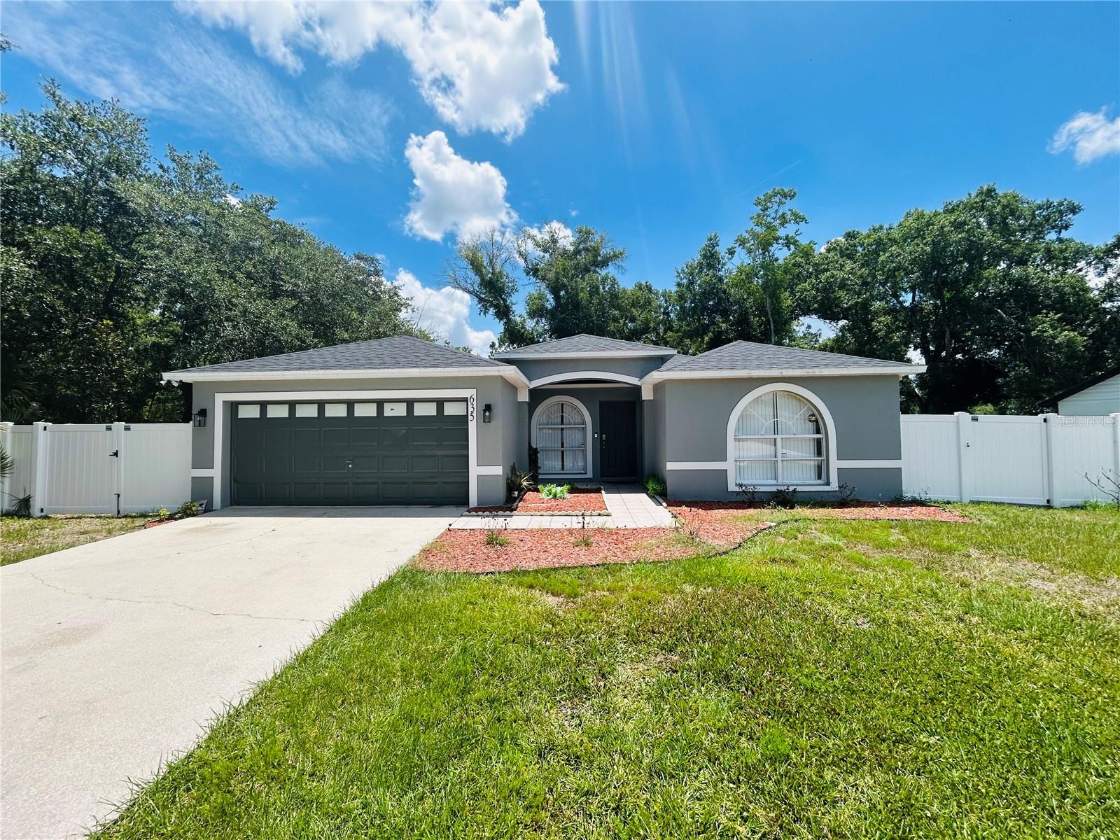 Single Family Residence em KISSIMMEE, FL - Daniel Dourado