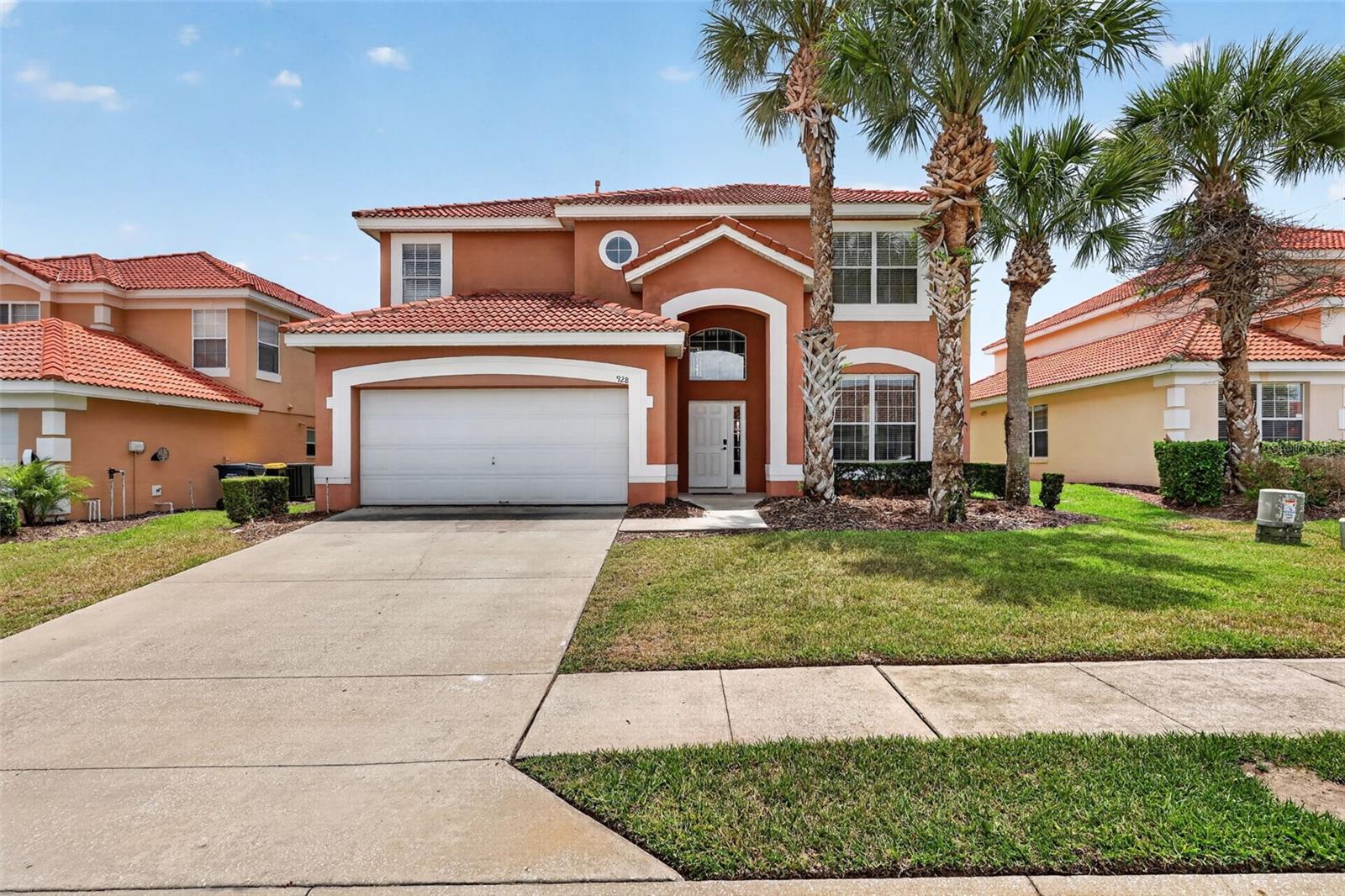 Single Family Residence em DAVENPORT, FL - Daniel Dourado