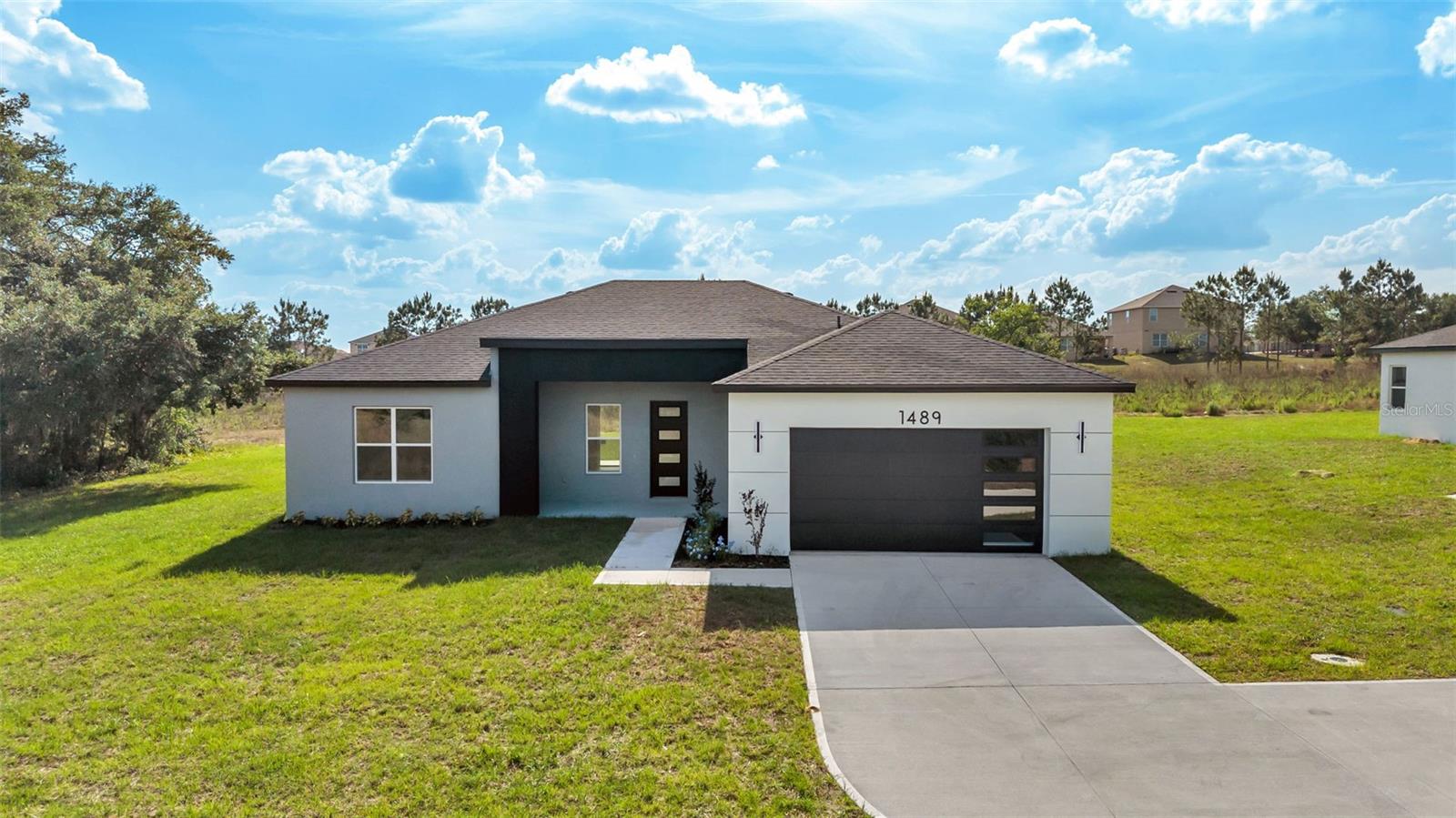 Single Family Residence em DAVENPORT, FL - Daniel Dourado