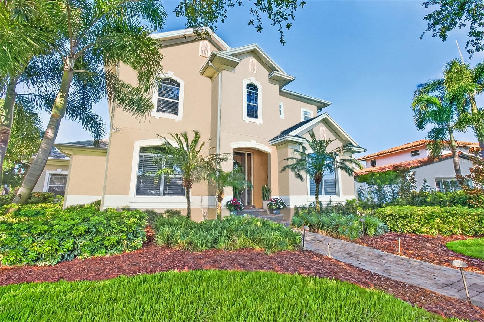 Single Family Residence em ST PETERSBURG, FL - Daniel Dourado