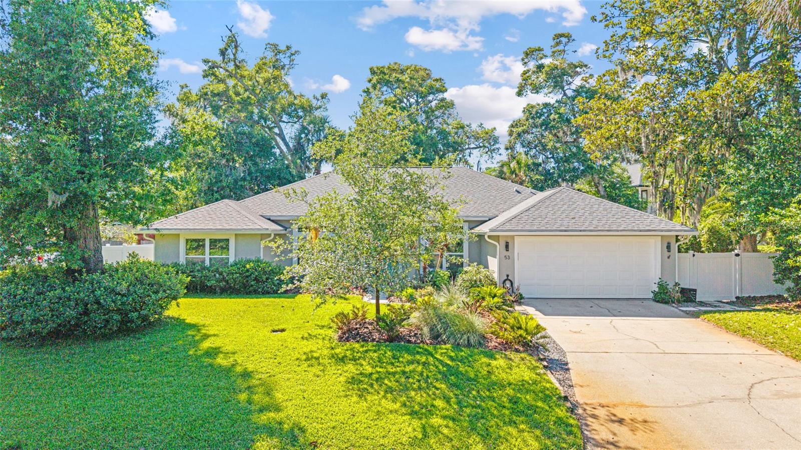 Single Family Residence em JACKSONVILLE BEACH, FL - Daniel Dourado