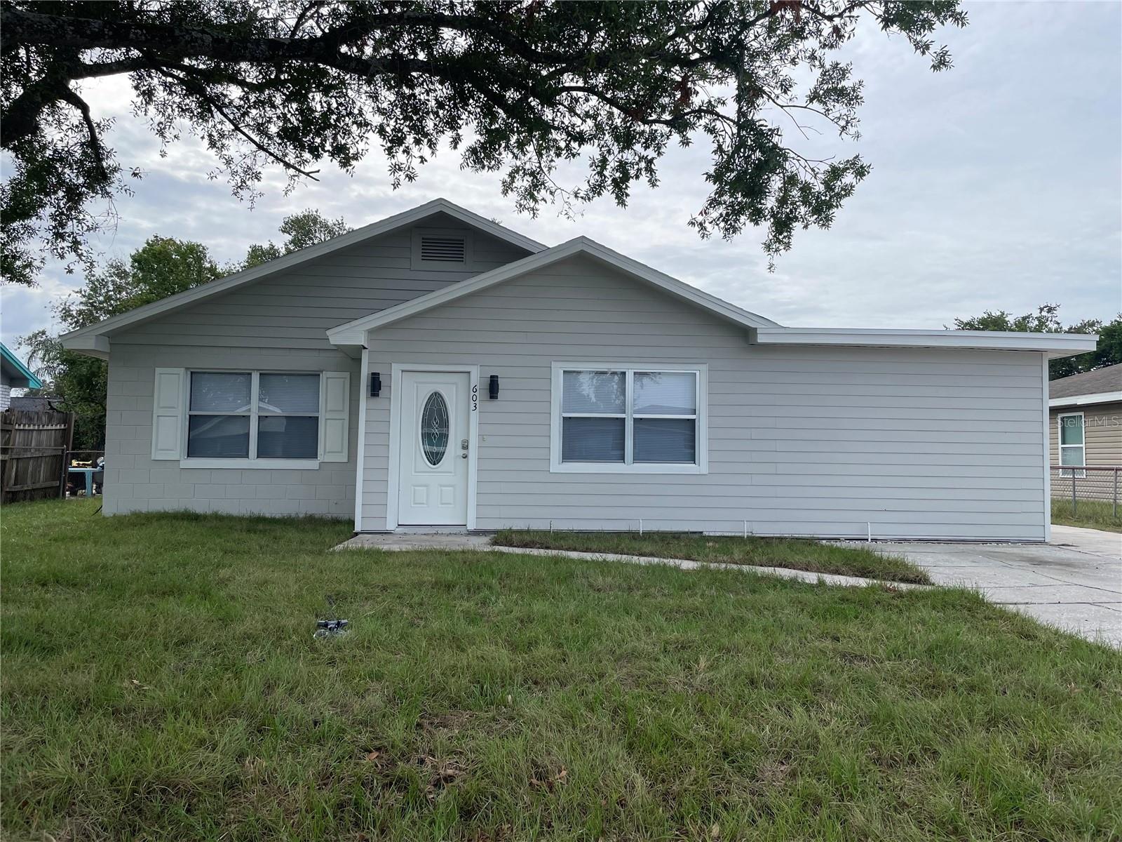 Single Family Residence em WINTER HAVEN, FL - Daniel Dourado