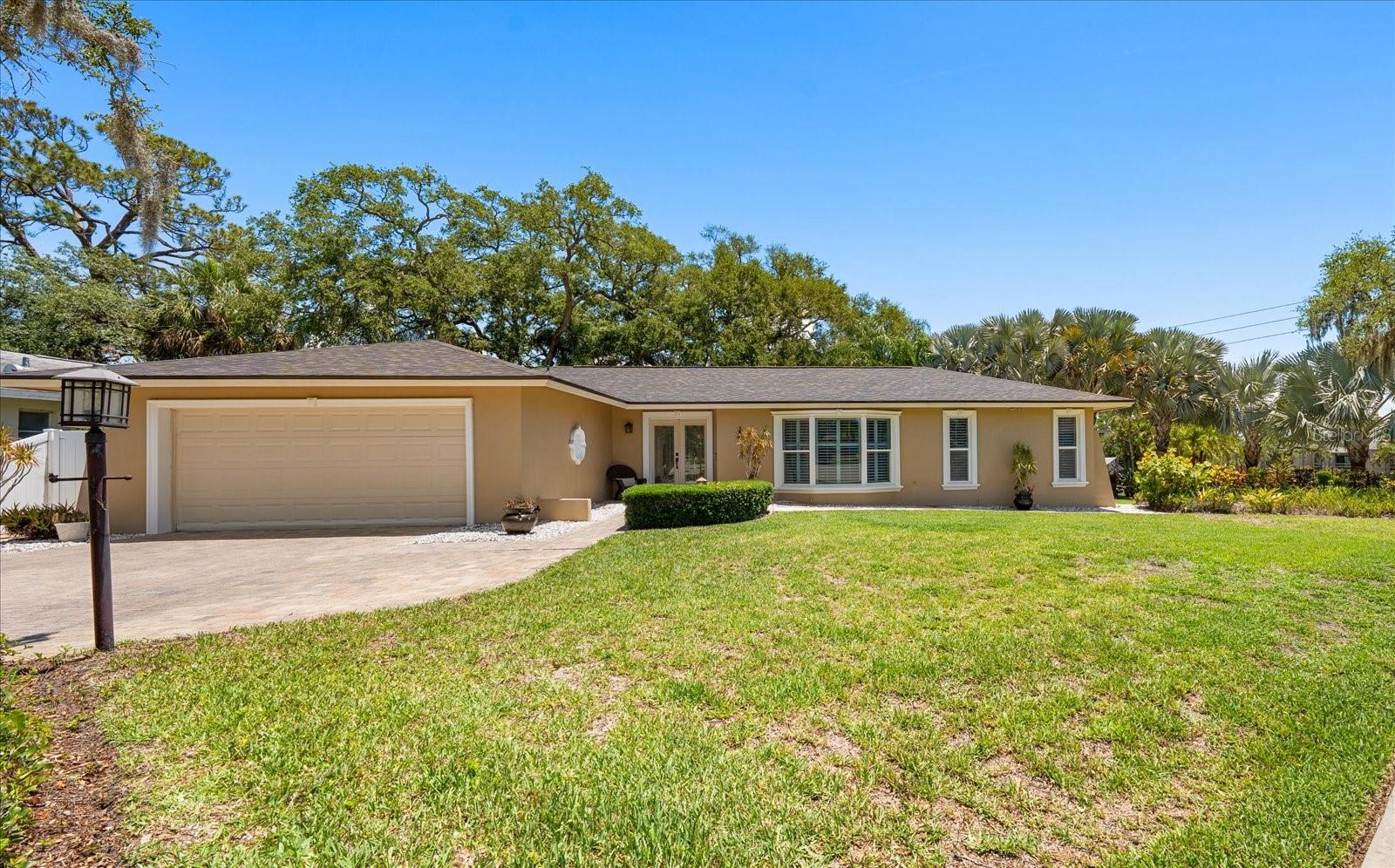 Single Family Residence em CLEARWATER, FL - Daniel Dourado