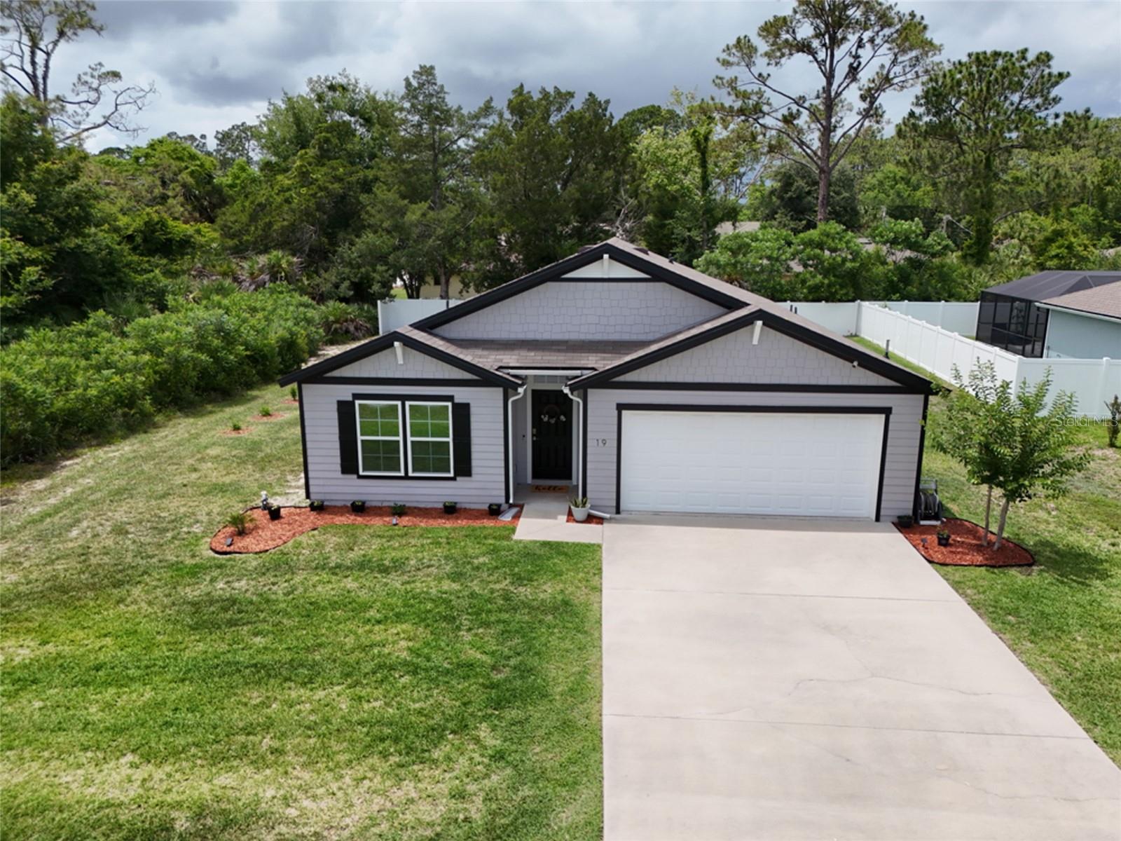 Single Family Residence in PALM COAST, FL - Daniel Dourado