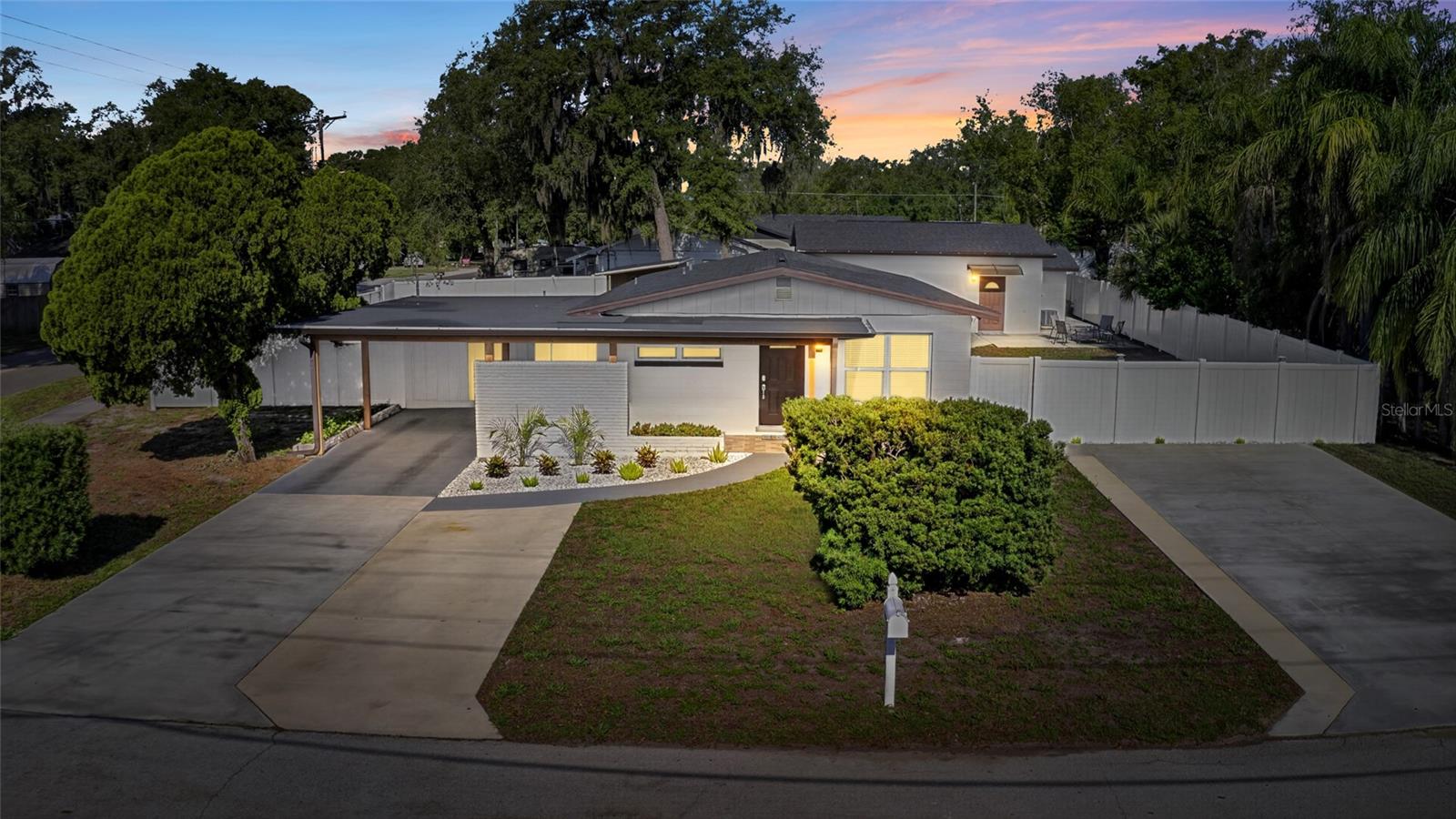 Single Family Residence em TAMPA, FL - Daniel Dourado
