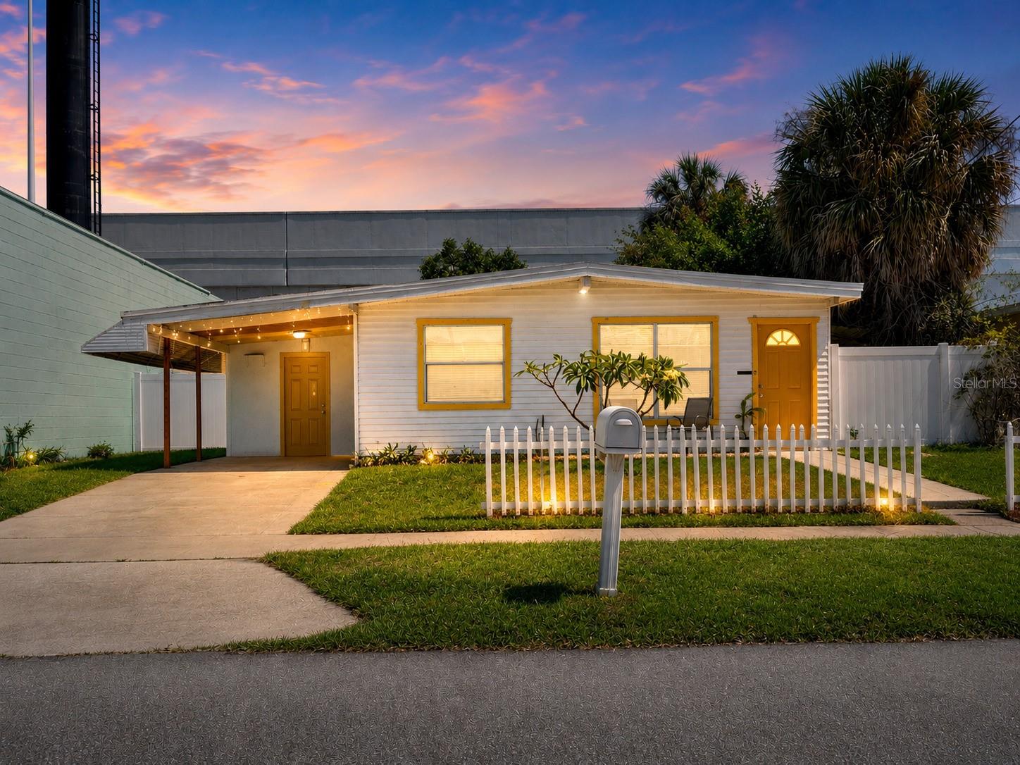 Single Family Residence em TAMPA, FL - Daniel Dourado