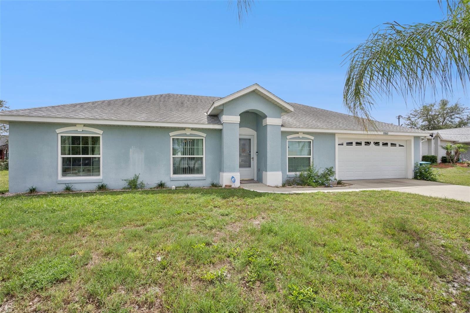 Single Family Residence in DELTONA, FL - Daniel Dourado