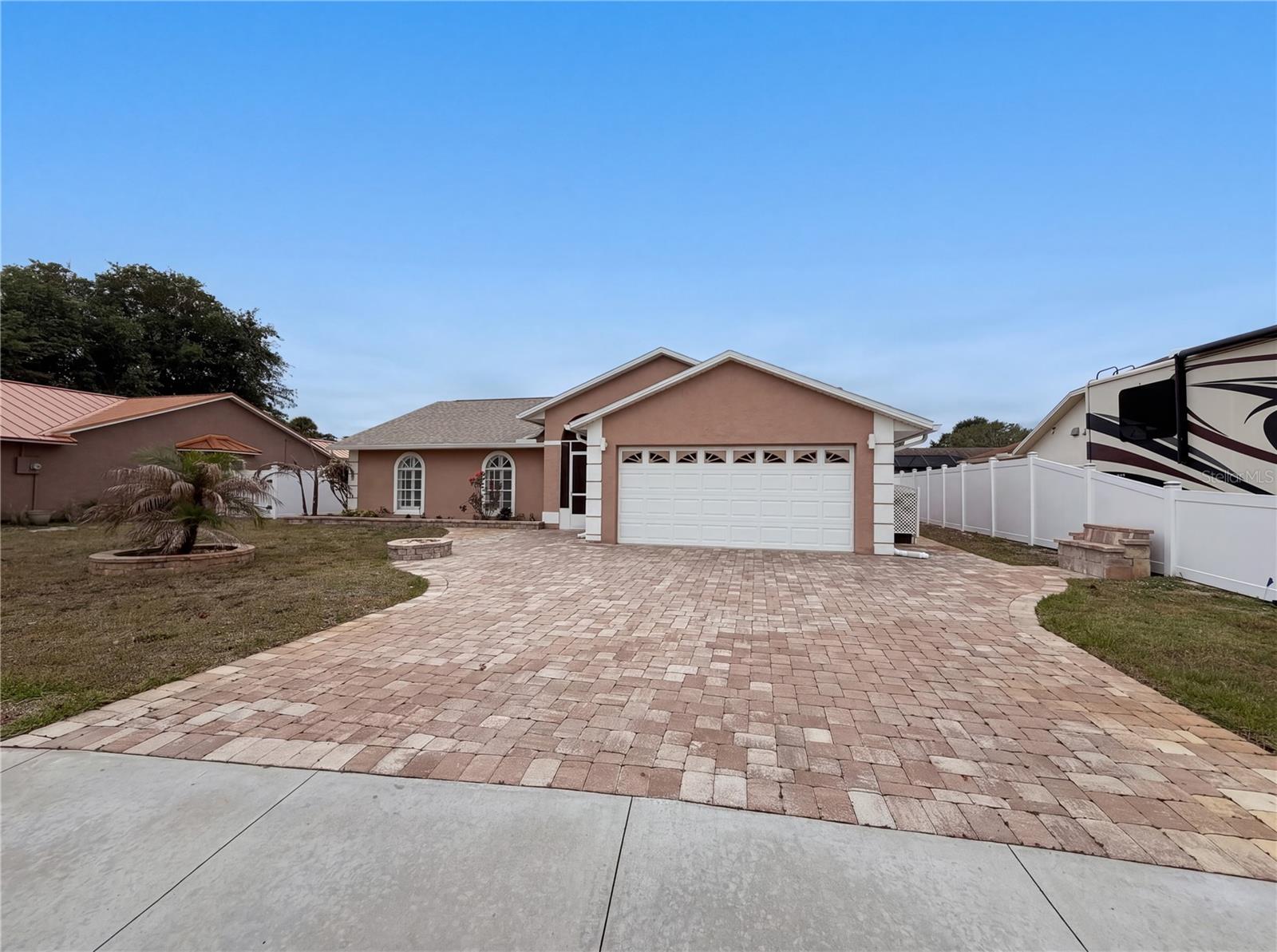 Single Family Residence in TITUSVILLE, FL - Daniel Dourado