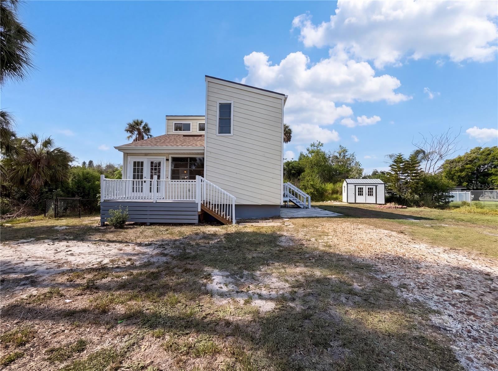 Single Family Residence in PALMETTO, FL - Daniel Dourado
