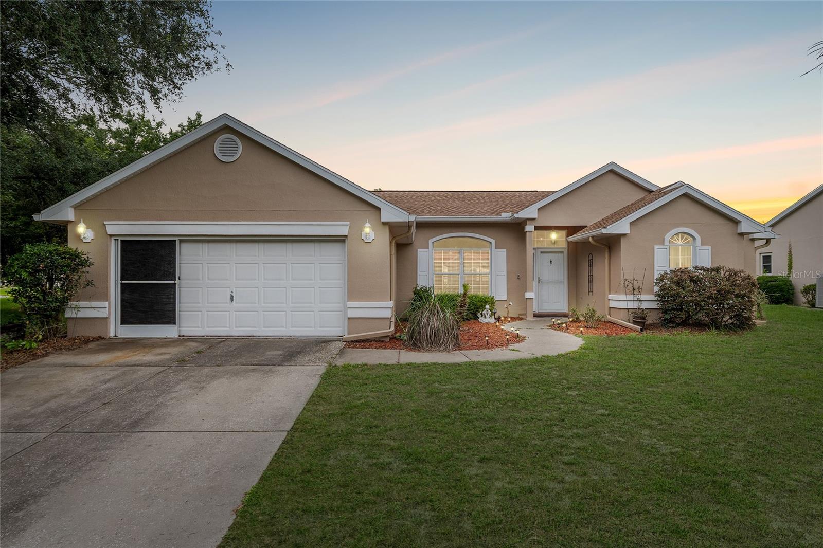 Single Family Residence in OCALA, FL - Daniel Dourado