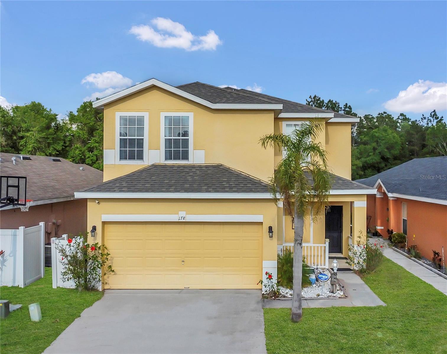 Single Family Residence in DAVENPORT, FL - Daniel Dourado