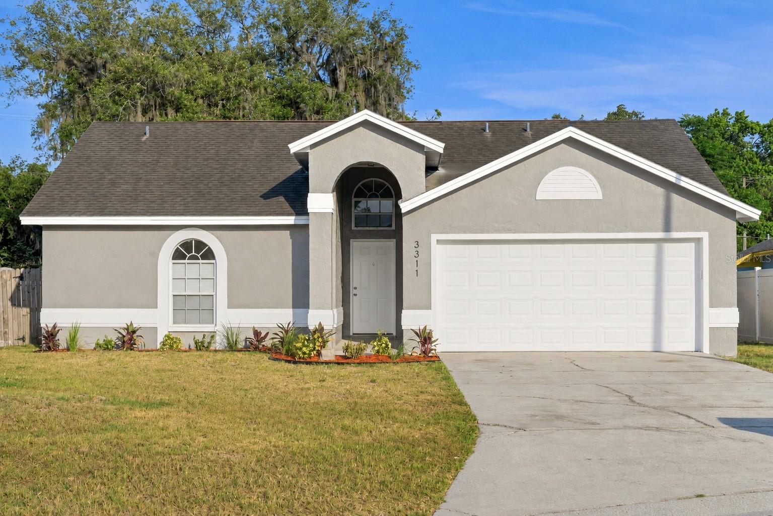 Single Family Residence in WINTER HAVEN, FL - Daniel Dourado