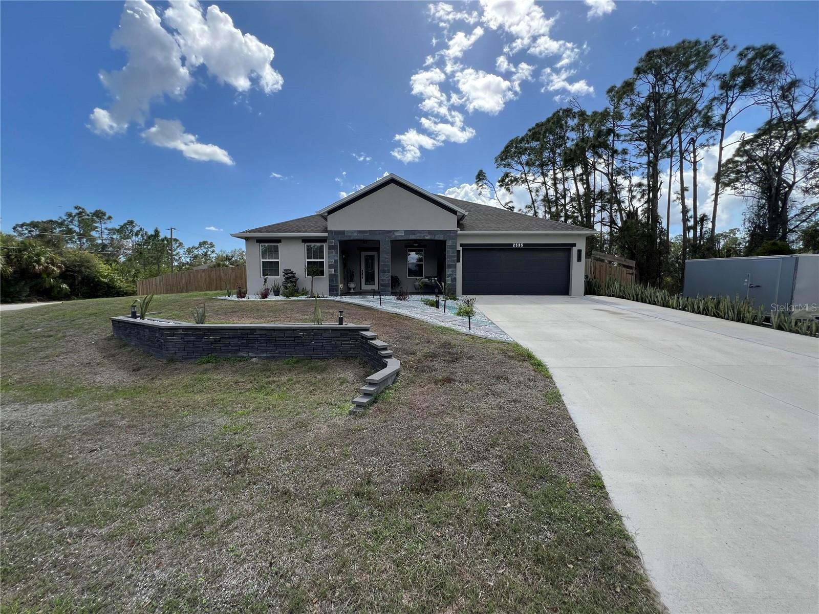 Single Family Residence em NORTH PORT, FL - Daniel Dourado