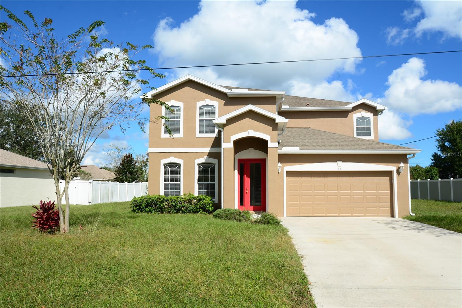 Single Family Residence in PALM COAST, FL - Daniel Dourado