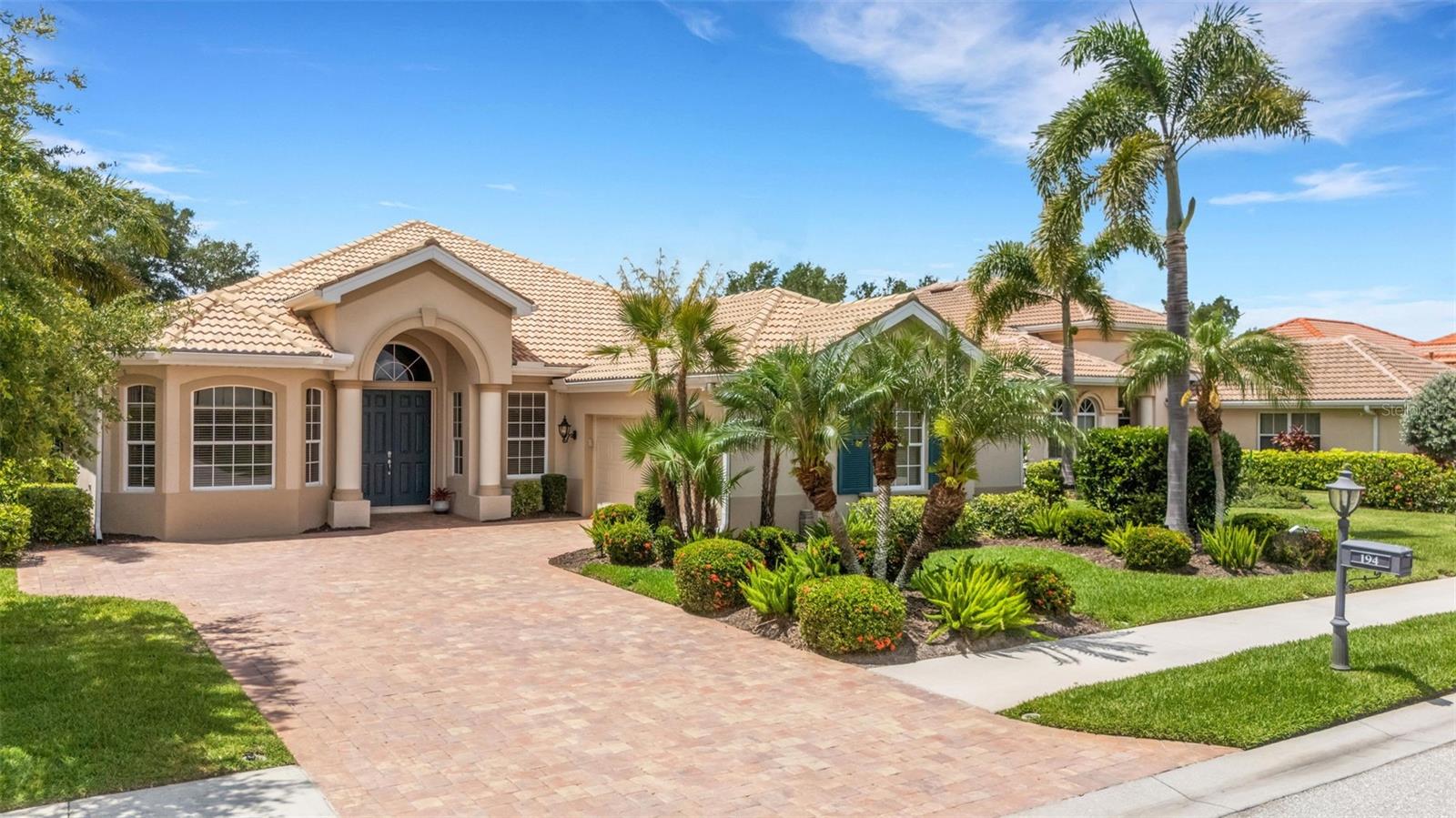 Single Family Residence in NORTH VENICE, FL - Daniel Dourado