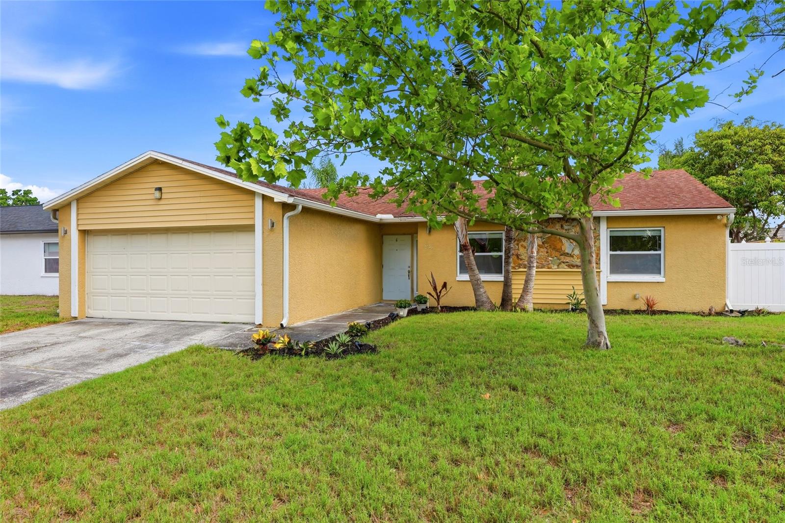 Single Family Residence em LARGO, FL - Daniel Dourado