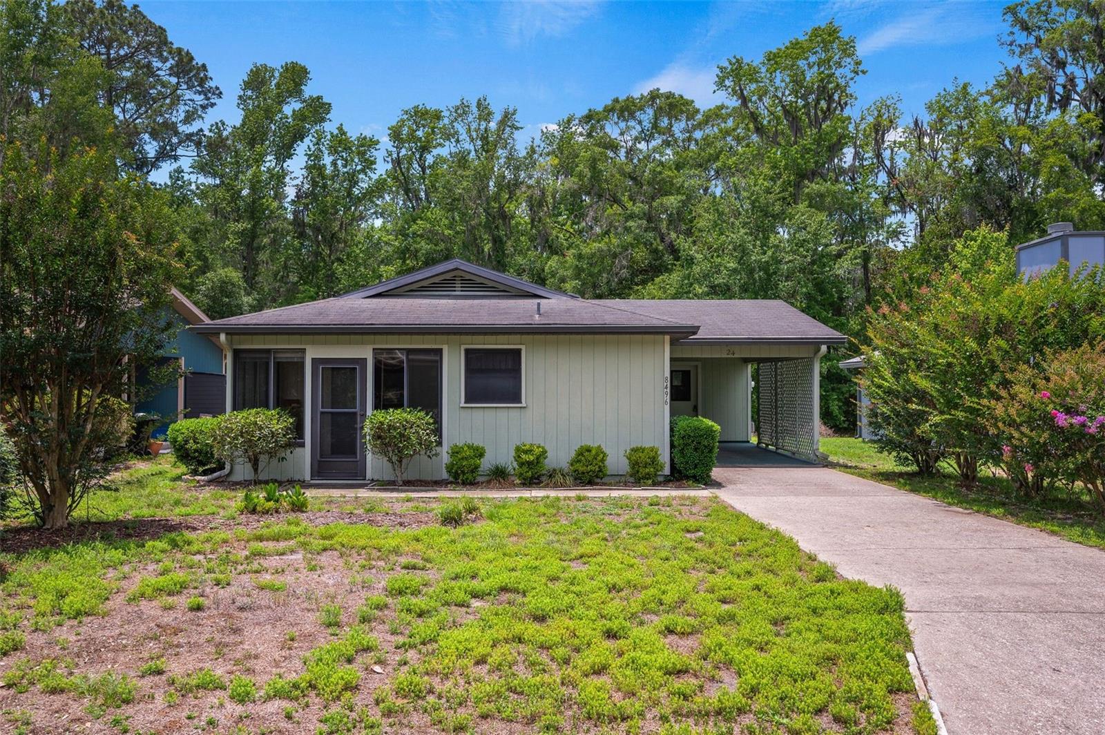 Single Family Residence in GAINESVILLE, FL - Daniel Dourado
