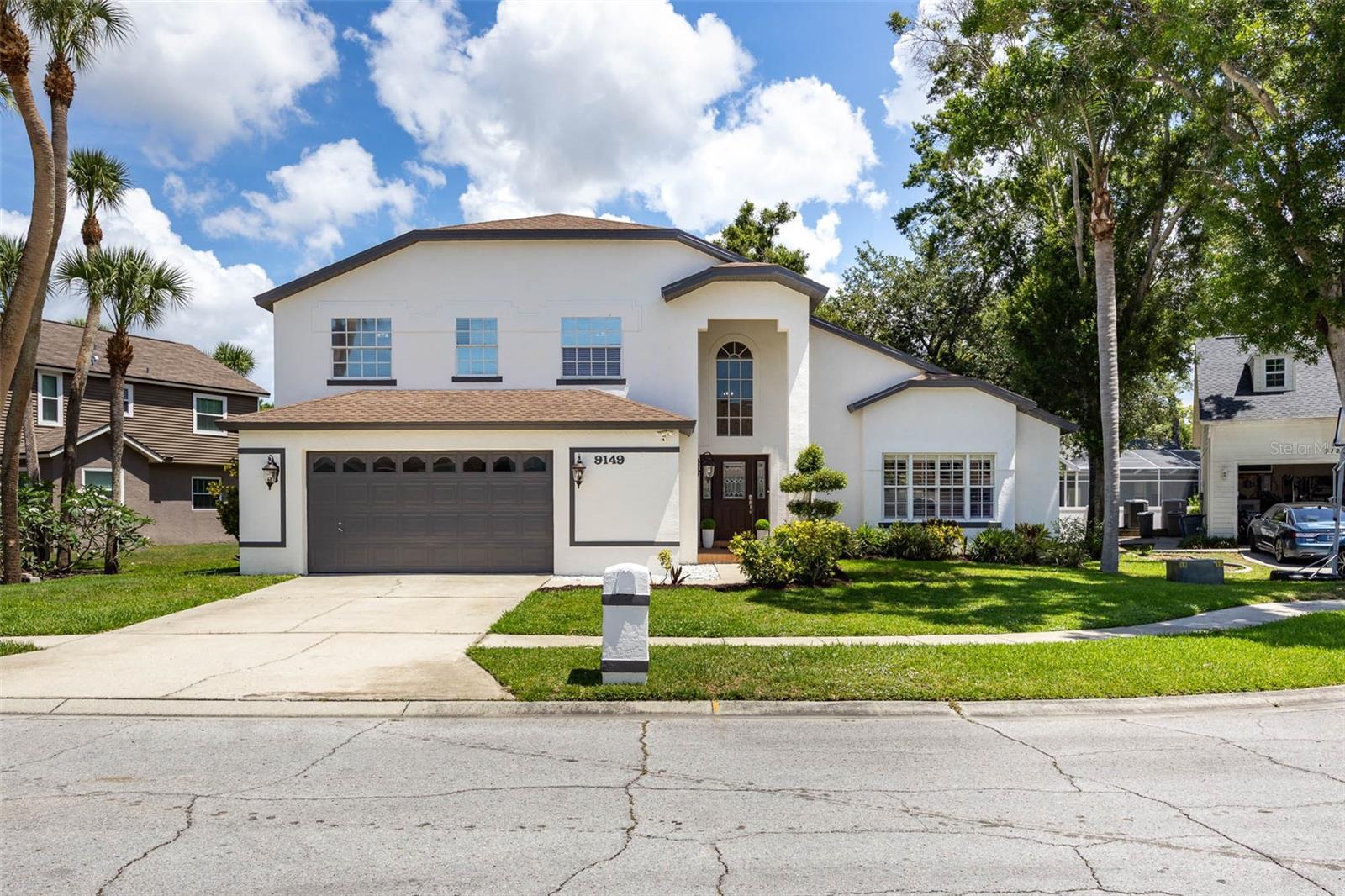 Single Family Residence in SEMINOLE, FL - Daniel Dourado