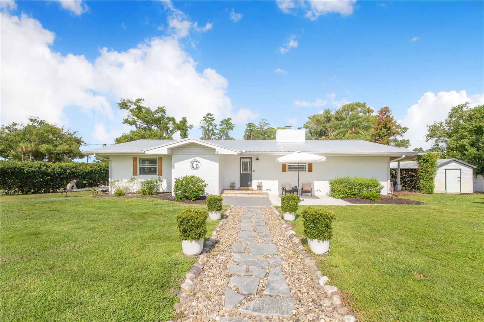 Single Family Residence in LAKE ALFRED, FL - Daniel Dourado