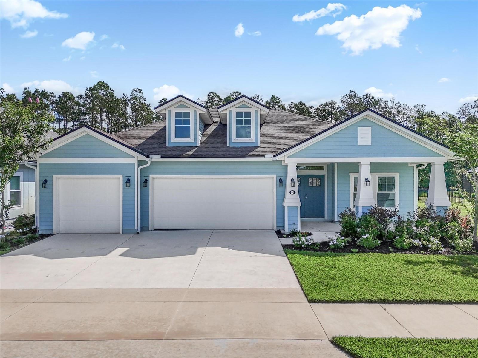 Single Family Residence in PALM COAST, FL - Daniel Dourado