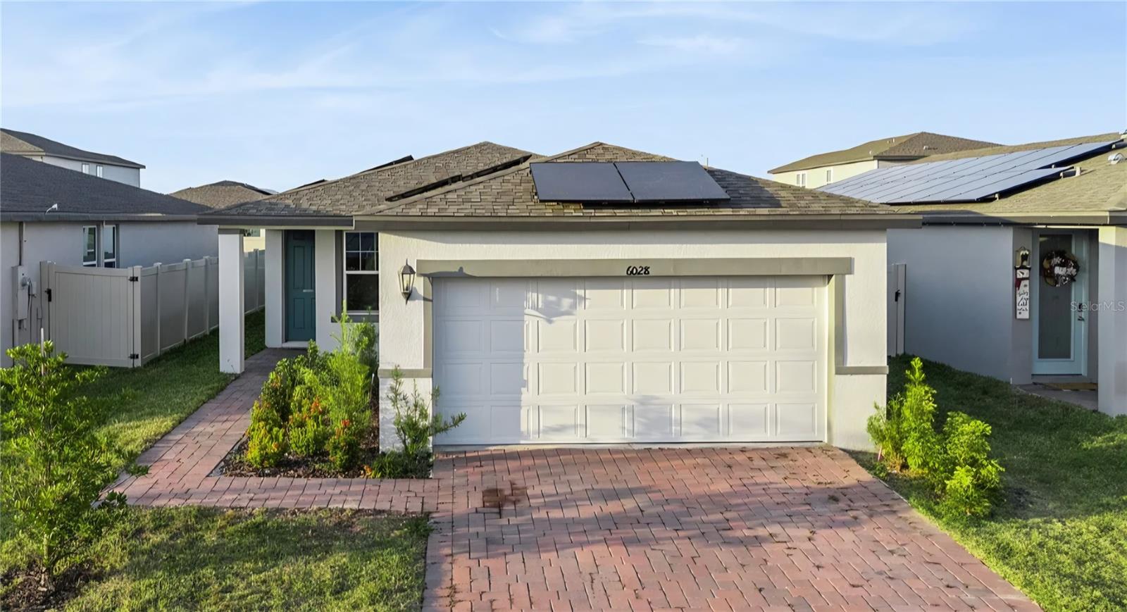 Single Family Residence in HAINES CITY, FL - Daniel Dourado