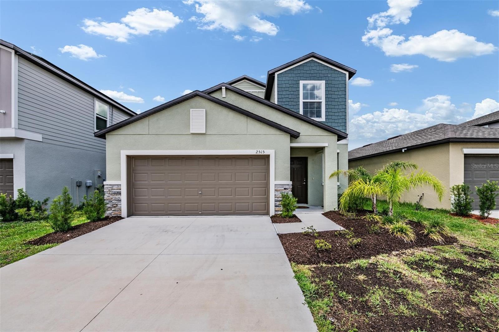 Single Family Residence em PLANT CITY, FL - Daniel Dourado