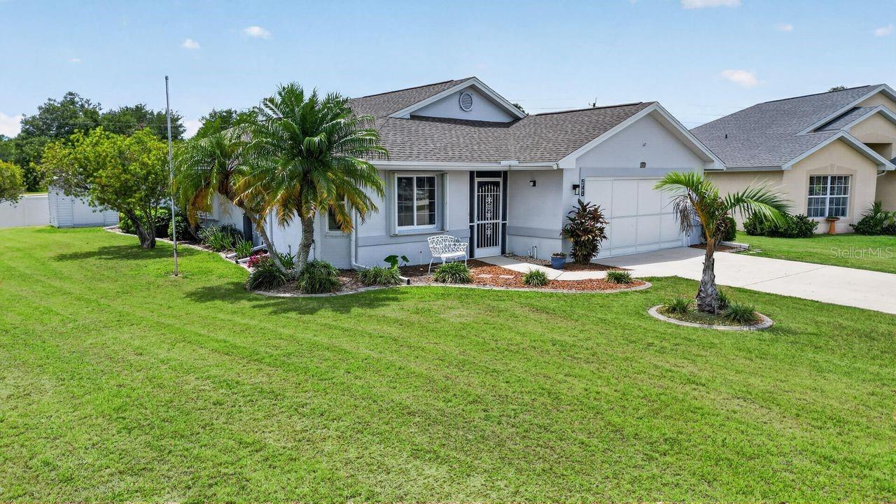 Single Family Residence in PORT CHARLOTTE, FL - Daniel Dourado