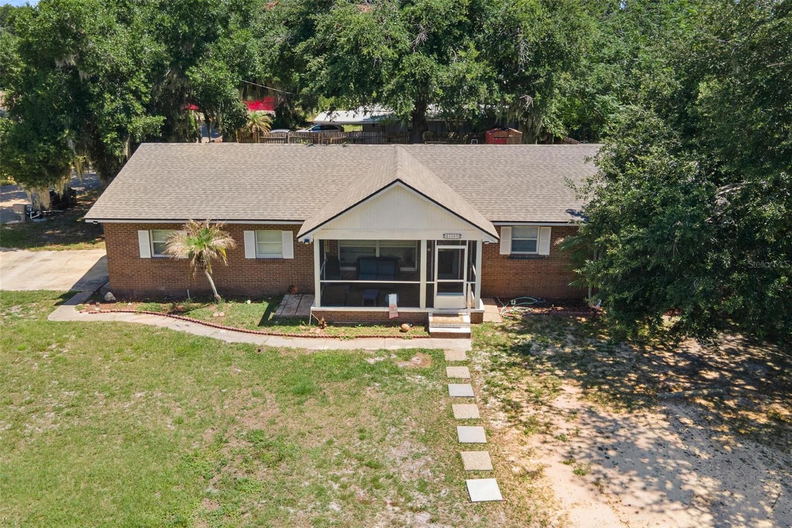 Single Family Residence in TAVARES, FL - Daniel Dourado