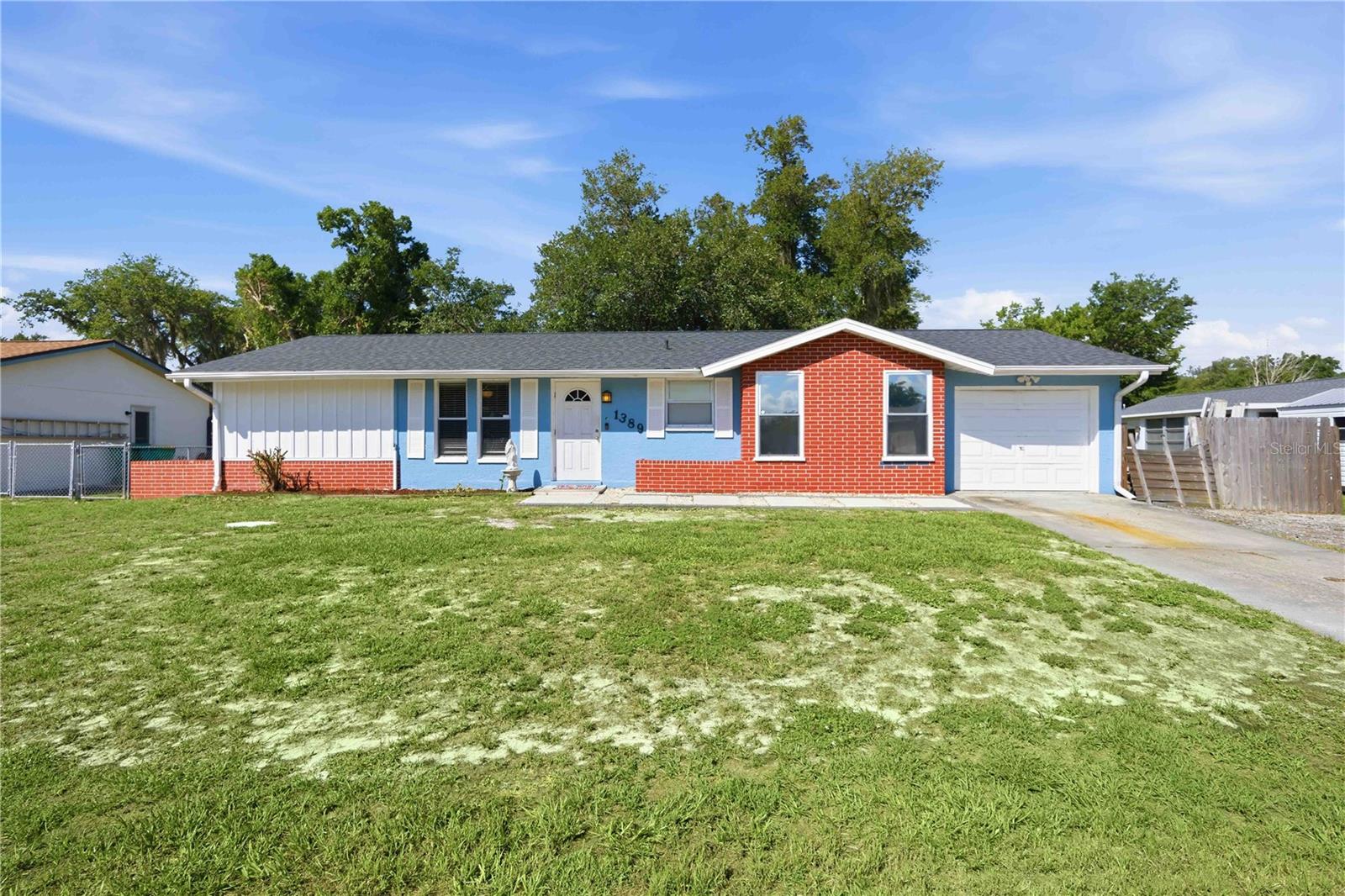 Single Family Residence in PORT CHARLOTTE, FL - Daniel Dourado