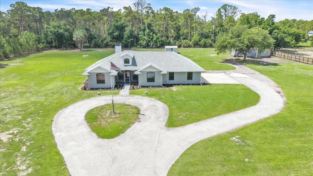 Single Family Residence em NORTH PORT, FL - Daniel Dourado