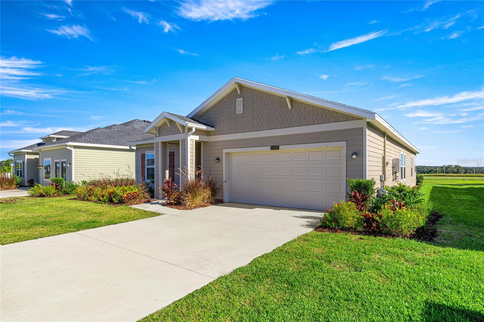 Single Family Residence em ALACHUA, FL - Daniel Dourado