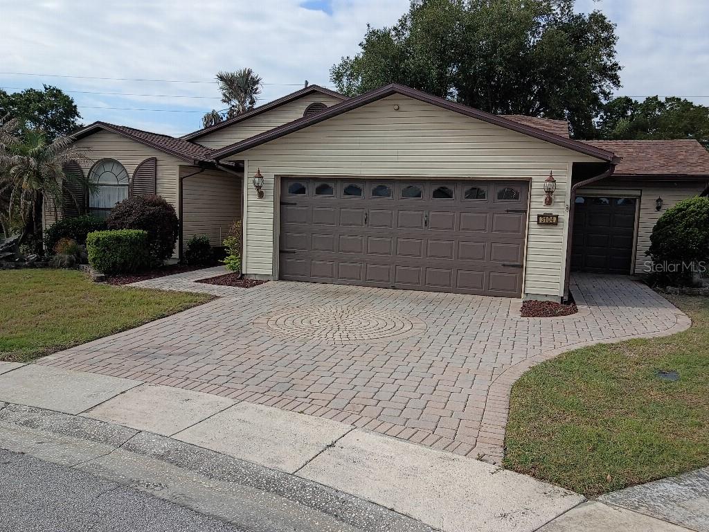 Single Family Residence in LAKELAND, FL - Daniel Dourado