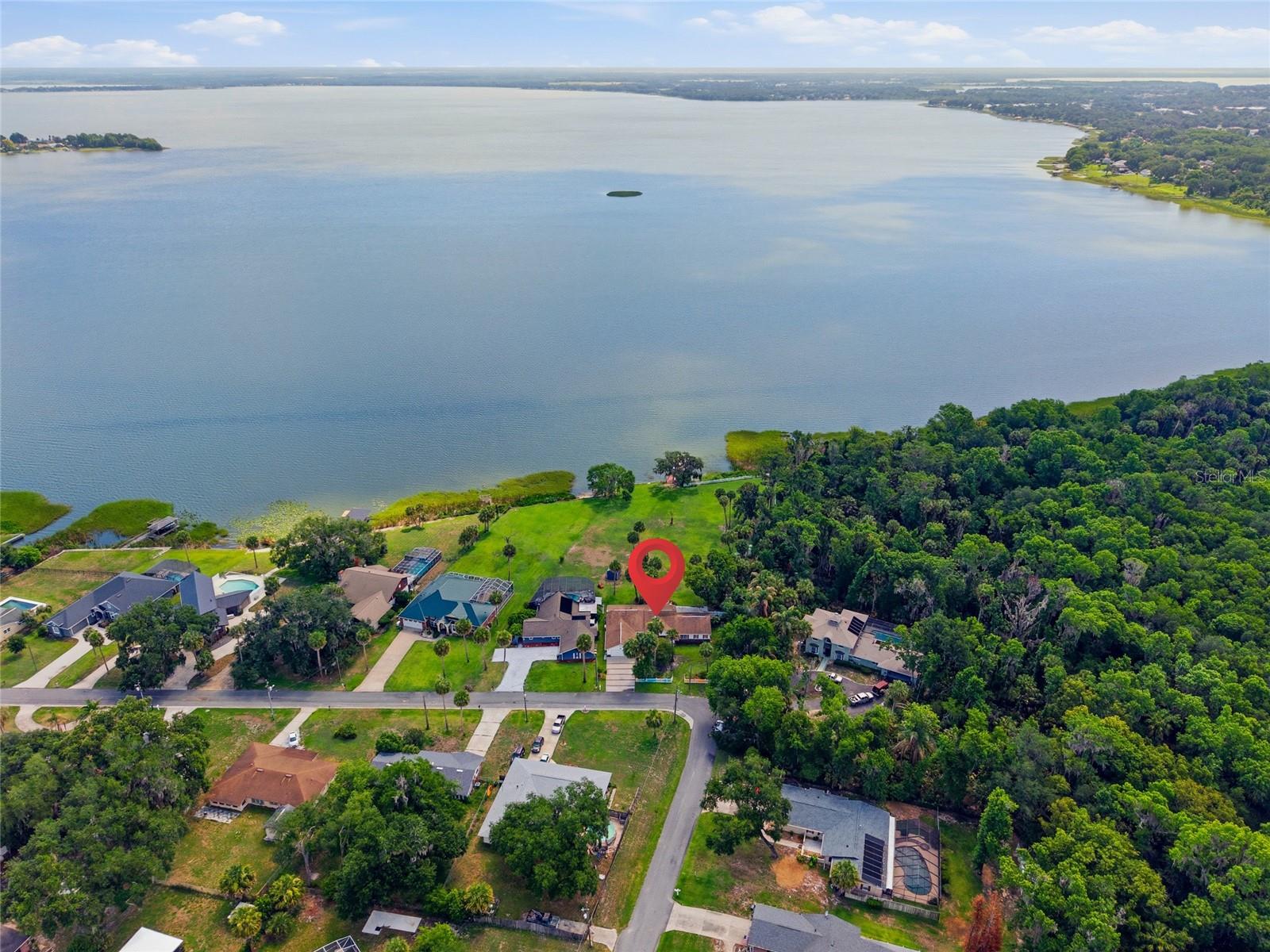 Single Family Residence em LEESBURG, FL - Daniel Dourado