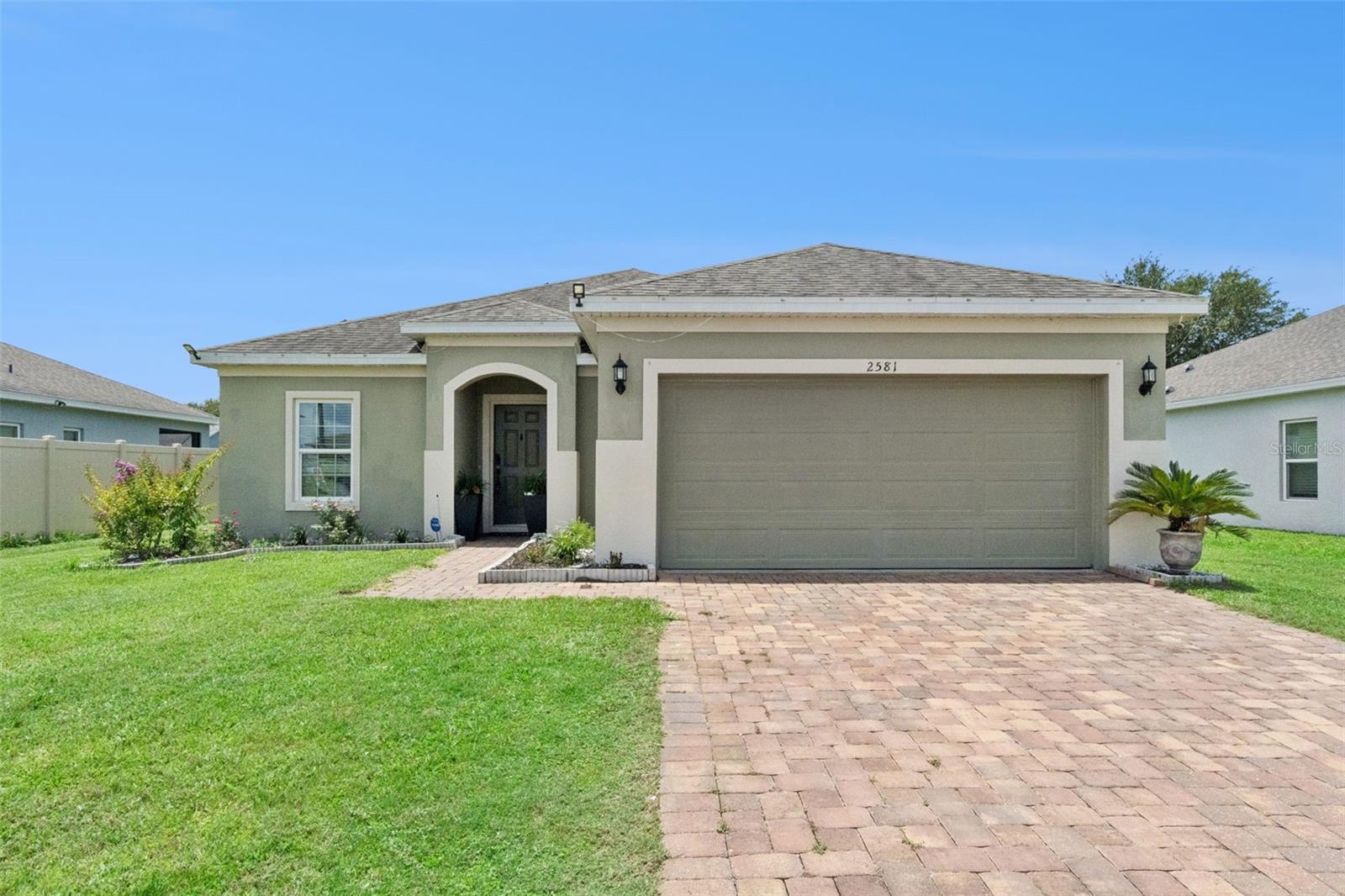 Single Family Residence em ST CLOUD, FL - Daniel Dourado