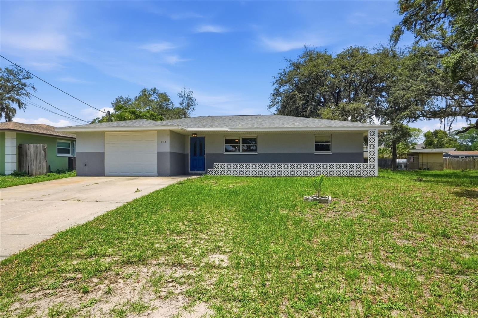 Single Family Residence in NEW PORT RICHEY, FL - Daniel Dourado