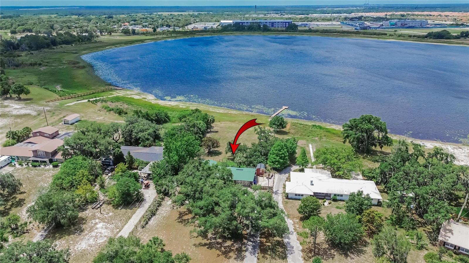 Single Family Residence in WIMAUMA, FL - Daniel Dourado