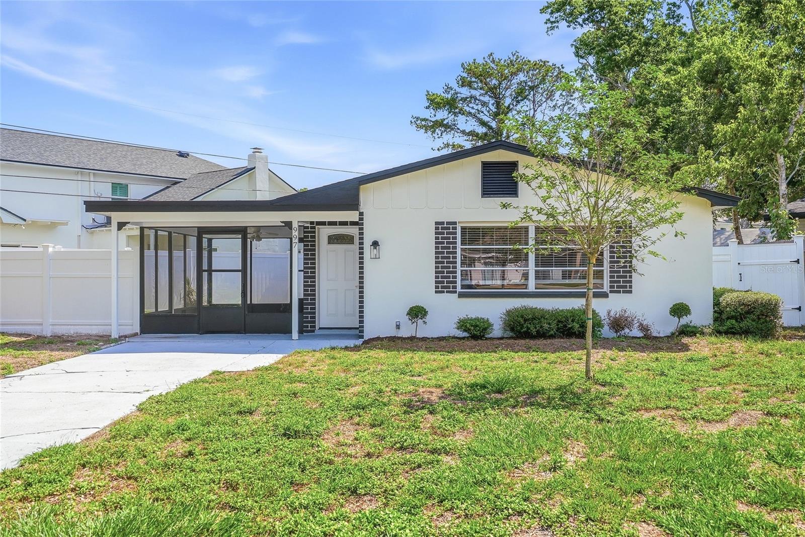Single Family Residence em DUNEDIN, FL - Daniel Dourado