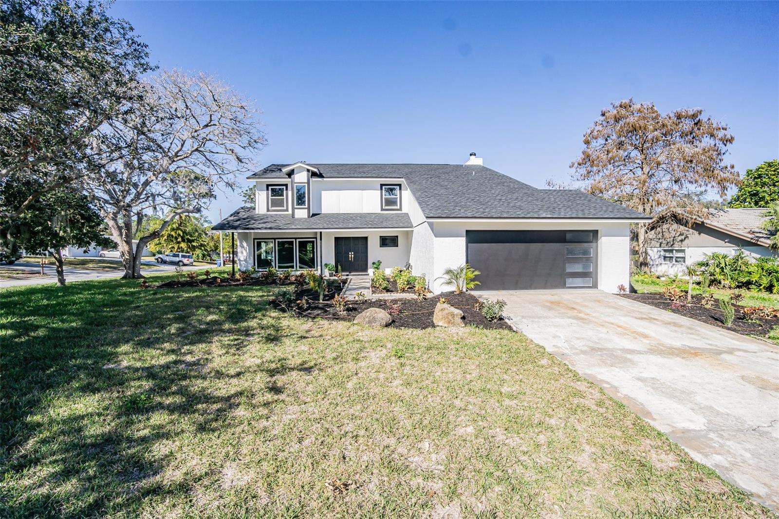Single Family Residence in NEW PORT RICHEY, FL - Daniel Dourado